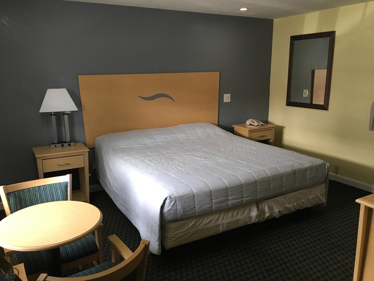 Motel Chisholm's Motor 3*
